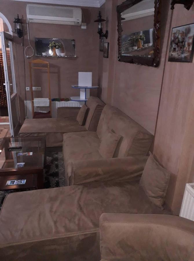 3 Room Flat In Tbilisi Exterior photo